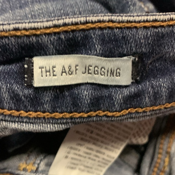 Abercrombie and Fitch Jegging size 25x29 - Picture 4 of 4